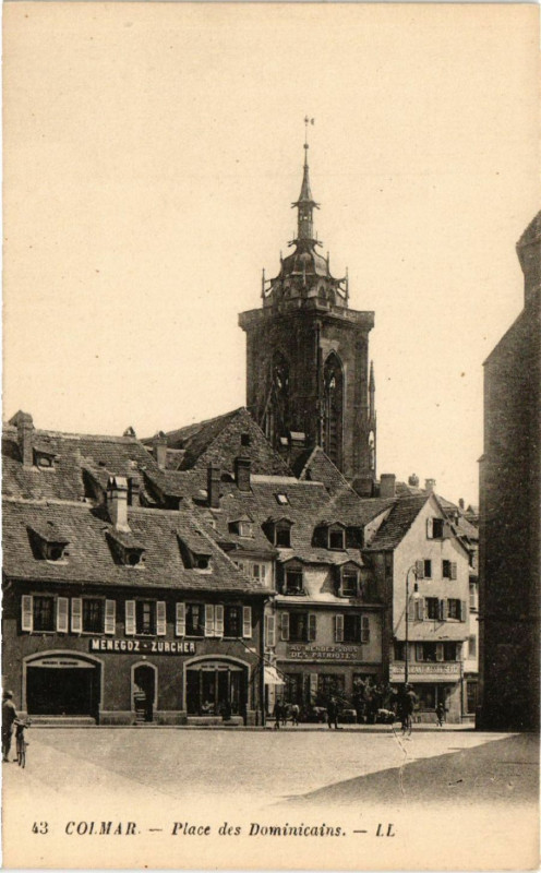 Carte postale ancienne Colmar - Place des Dominicains à Colmar