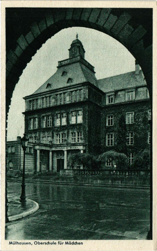Carte postale ancienne Mulhausen Oberschule fur Madchen