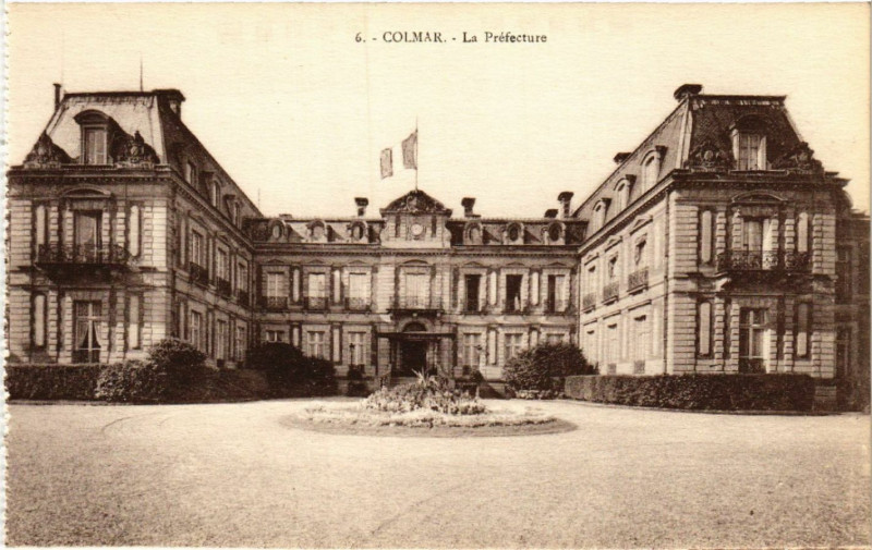 Carte postale ancienne Colmar - La Prefecture à Colmar