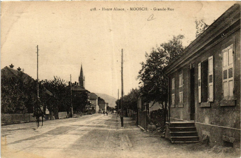 Carte postale ancienne Haute-Alsace - Moosch - Grande Rue à Moosch