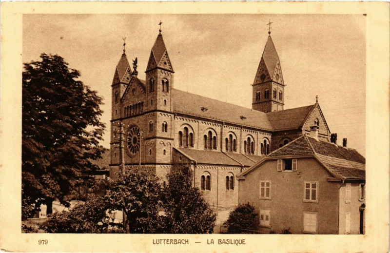 Carte postale ancienne Lutterbach - La Basilique à Lutterbach