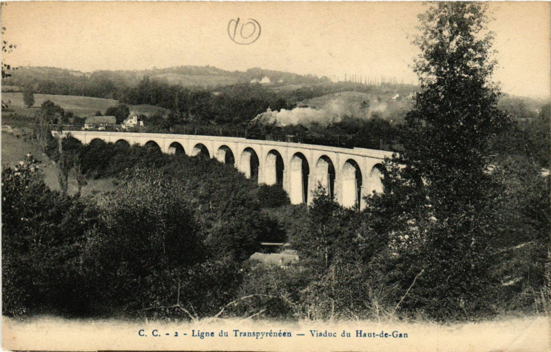 Carte postale ancienne Ligne du transpyrenéen - Viaduc du Haut-de-Gan