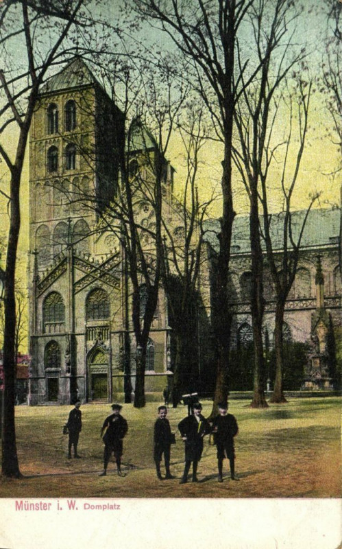 Carte postale ancienne Munster - i. W. Domplatz à Munster