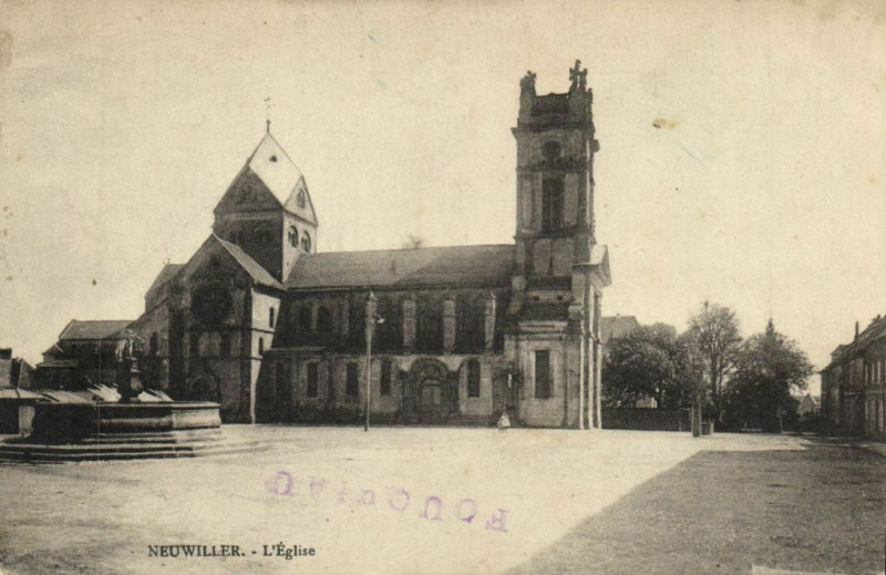 Carte postale ancienne Neuwiller - L'Eglise à Neuwiller