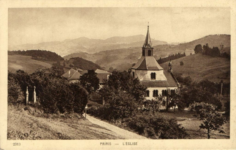 Carte postale ancienne Pairis - L'Eglise