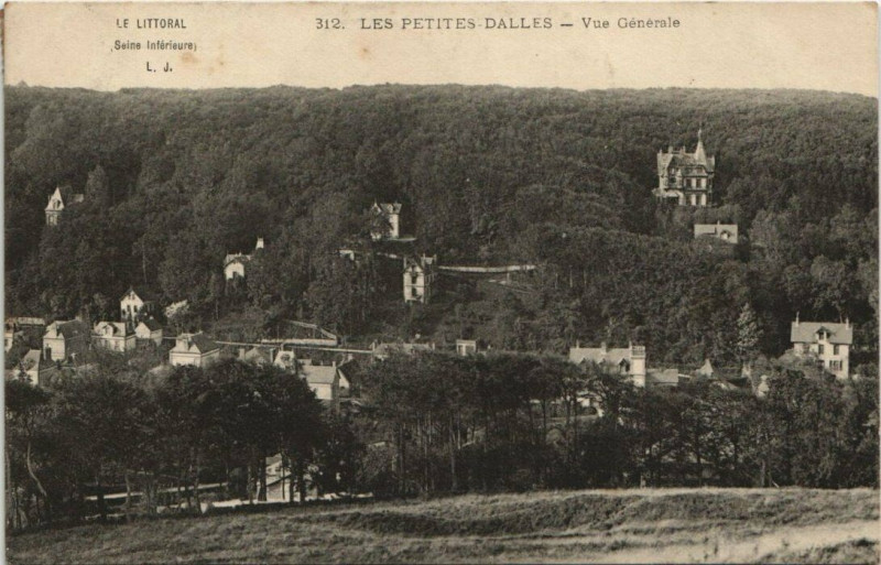 Carte postale ancienne Les Petites Dalles Vue Generale