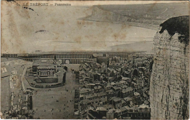 Carte postale ancienne Le Treport Panorama