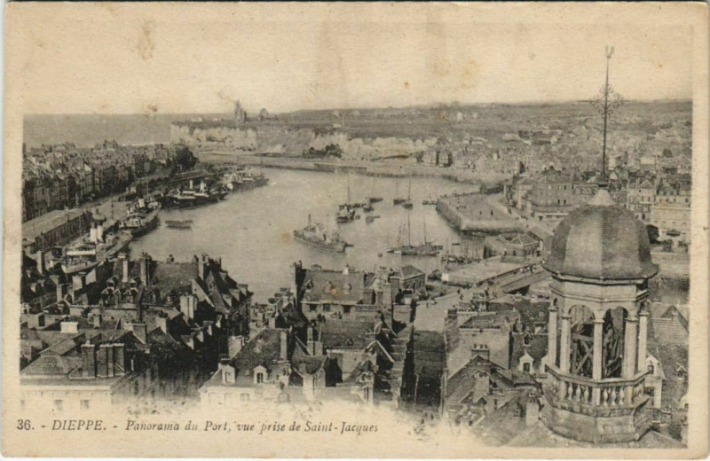 Carte postale ancienne Dieppe Panorama du Port, à Dieppe