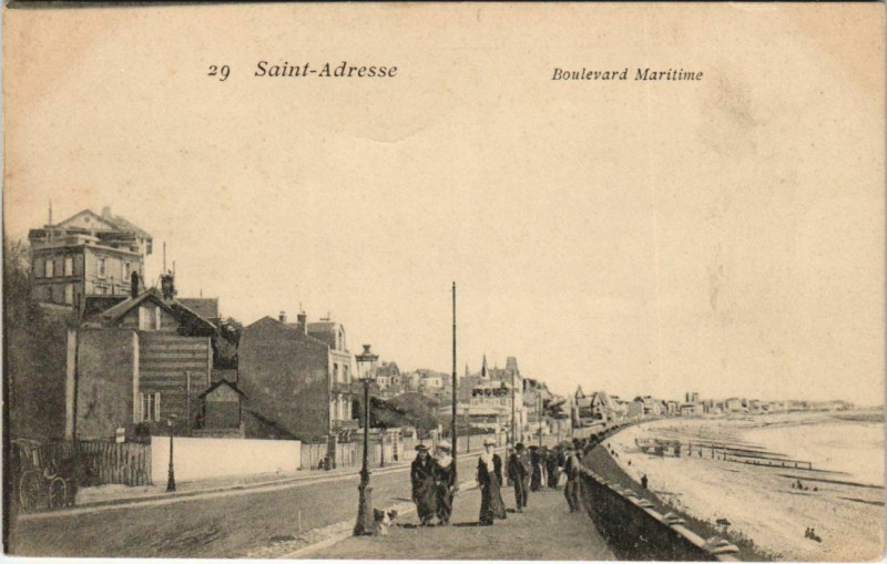 Carte postale ancienne Saint-Adresse - Boulevard Maritime