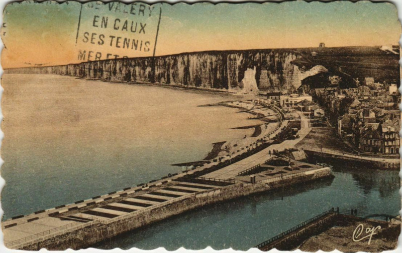 Carte postale ancienne Saint-Valery-en-Caux - Vue générale à Saint-Valery-en-Caux