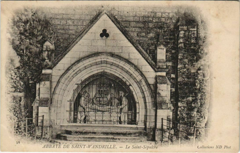 Carte postale ancienne Abbaye de Saint-Wandrille - Le Saint-Sepulcre