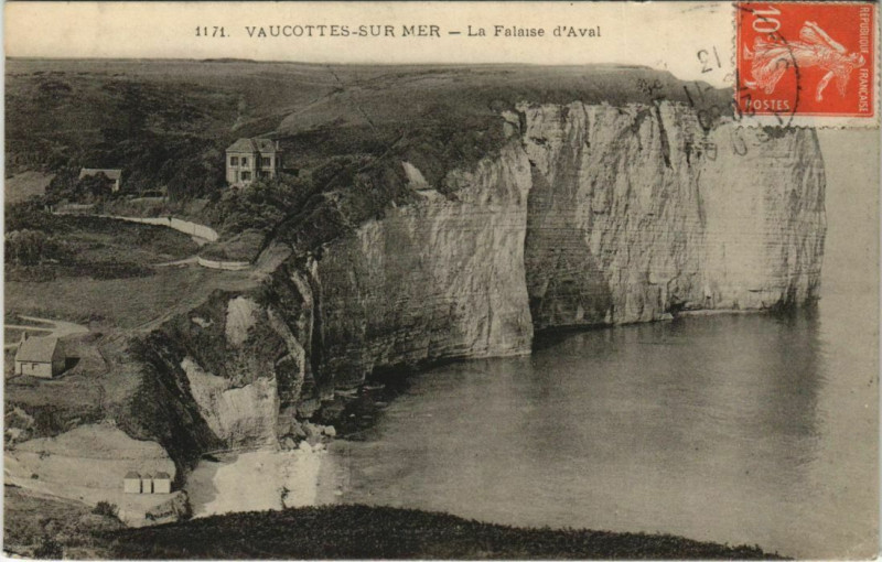 Carte postale ancienne Vaucottes-sur-Mer - La Falaise d'Aval