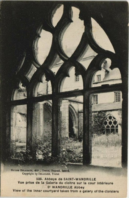 Carte postale ancienne Abbaye de Saint-Wandrille - Vue prise de la Galerie