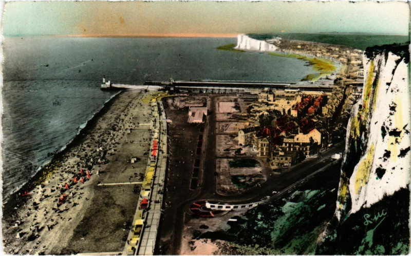 Carte postale ancienne Le Treport - Vers-les-Bains au Tréport