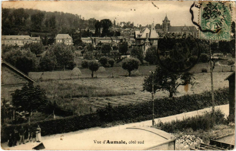 Carte postale ancienne Vue d'Aumale à Aumale