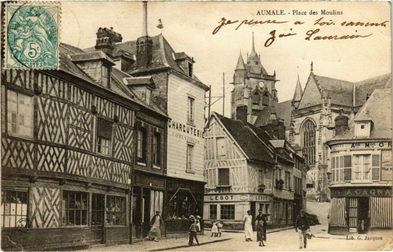 Carte postale ancienne Aumale - Place des Moulins à Aumale