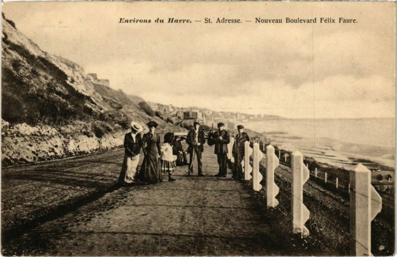 Carte postale ancienne Sainte-Adresse - Nouveau Boulevard Felix Faure à Sainte-Adresse