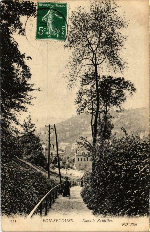 Carte postale ancienne Bon-Secours - Dans le Raidillon