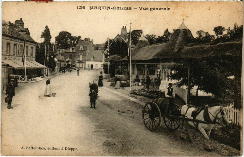 Carte postale ancienne Martin-Eglise - Vue générale à Martin-Église