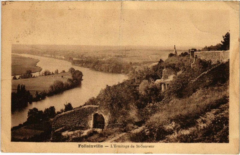 Carte postale ancienne Follainville - L'Ermitage de Saint-Sauveur à Eu