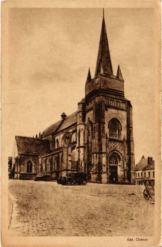 Carte postale ancienne Neufchatel-en-Bray - Eglise Notre-Dame à Neufchâtel-en-Bray