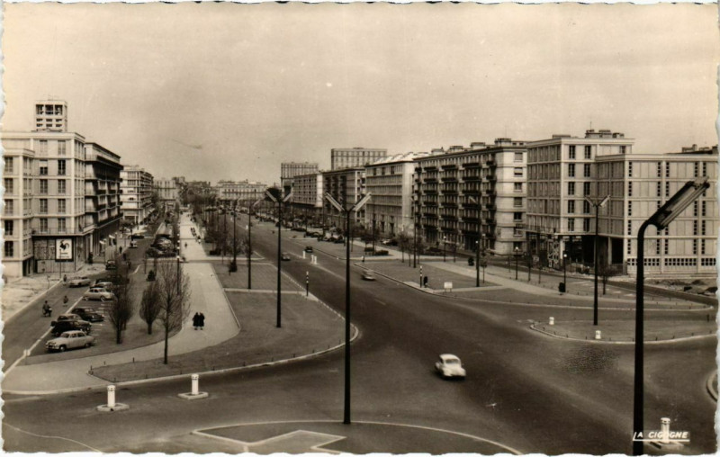 Carte postale ancienne Le Havre - Avenue Foch au Havre