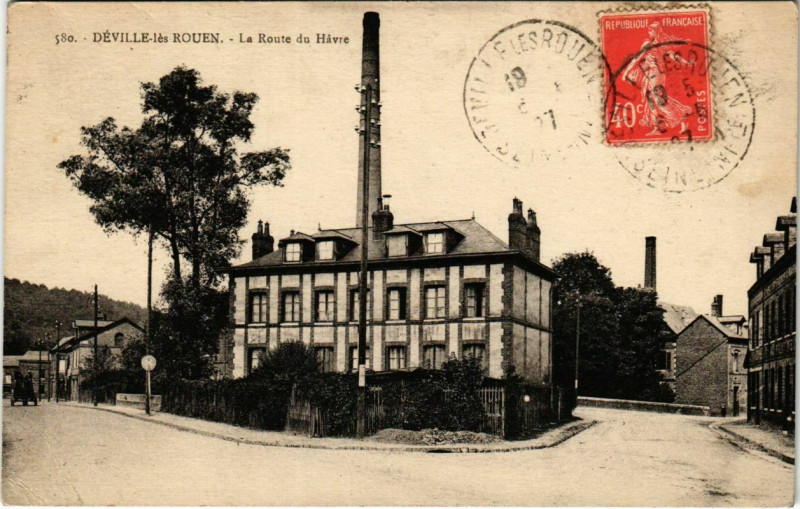 Carte postale ancienne Deville-les Rouen - La Route du Havre à Déville-lès-Rouen