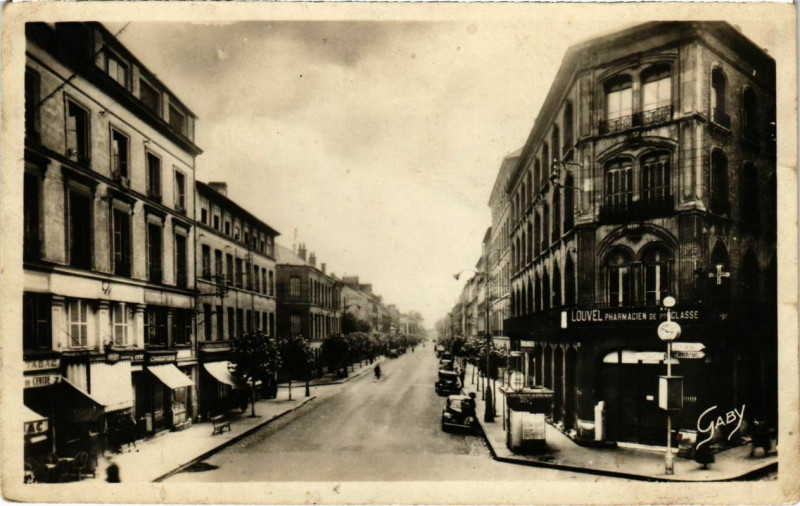Carte postale ancienne Elbeuf - Cours Carnot à Elbeuf