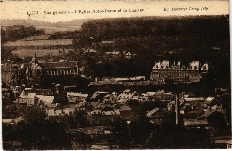 Carte postale ancienne Vue generale L'Eglise Notre Dame