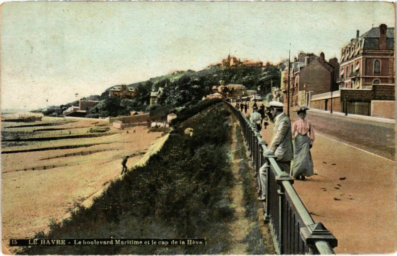 Carte postale ancienne Le Havre Boulevard Maritime au Havre