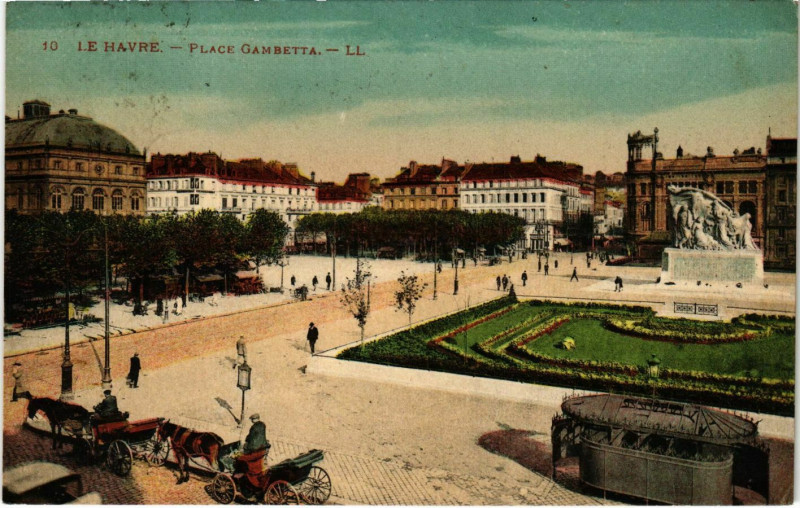 Carte postale ancienne Le Havre Place Gambetta au Havre