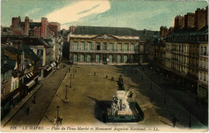 Carte postale ancienne Le Havre Place du Vieux Marche à Eu
