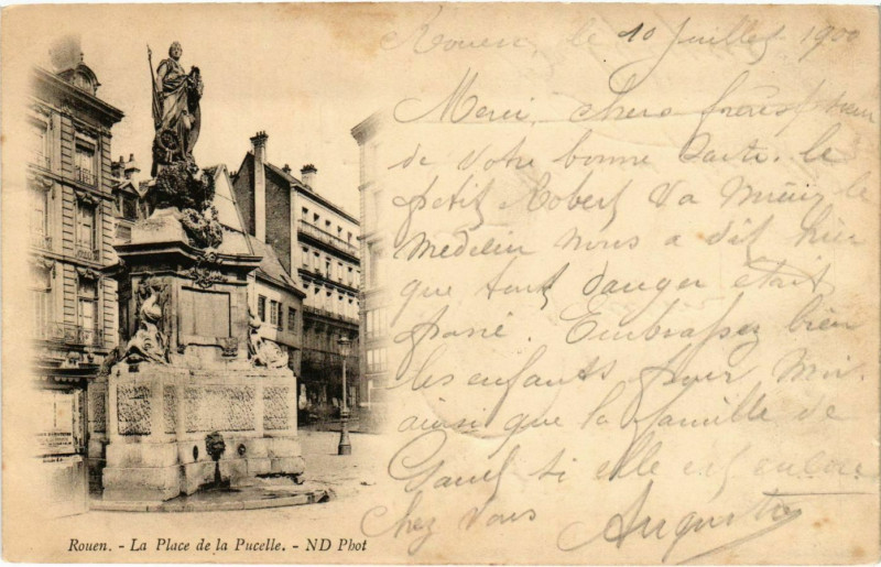 Carte postale ancienne Rouen La Place de la Pucelle à Rouen