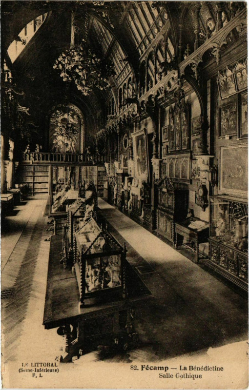 Carte postale ancienne Fécamp La Bénédictine à Fécamp