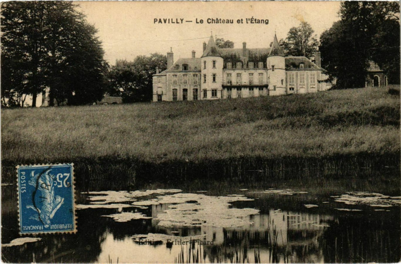 Carte postale ancienne Pavilly Le Chateau et l'Etang à Pavilly