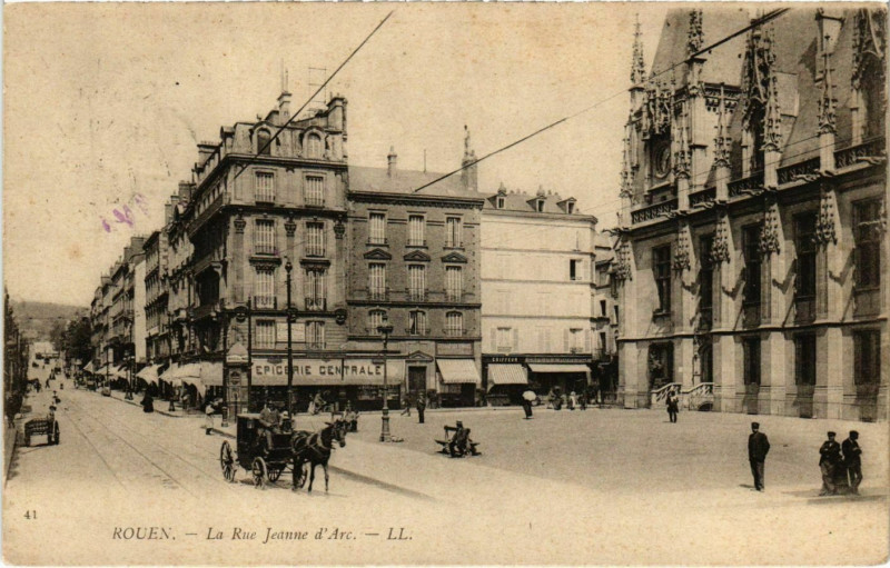 Carte postale ancienne Rouen La Rue Jeanne d'Arc à Rouen