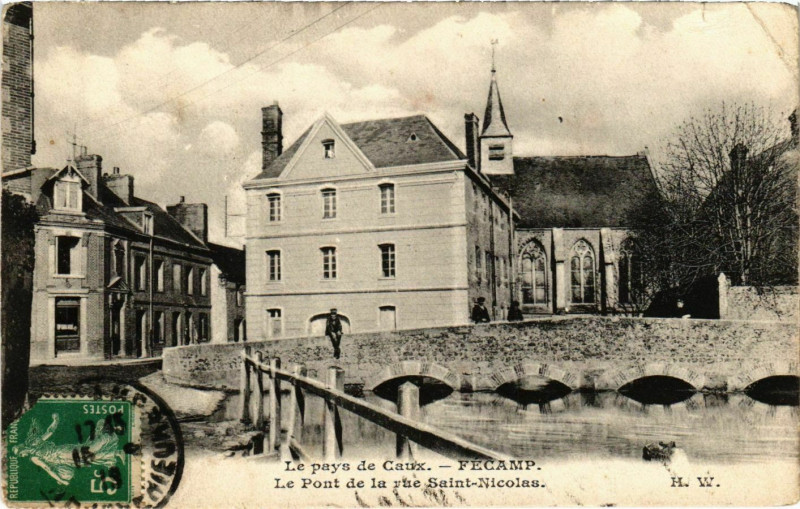 Carte postale ancienne Le Pont de la rue St.Nicolas