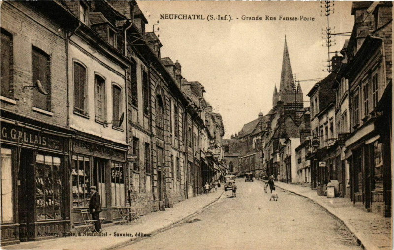 Carte postale ancienne Nefchatel Grande Rue Fausse Porte
