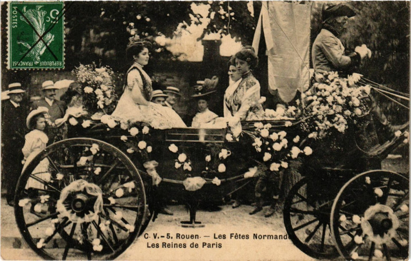 Carte postale ancienne Rouen Les Fetes Normande-Les Reines de Paris à Rouen