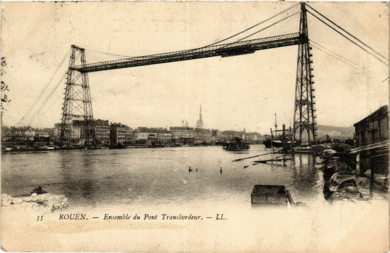 Carte postale ancienne Rouen Ensemble du Pont Transbordeur à Rouen
