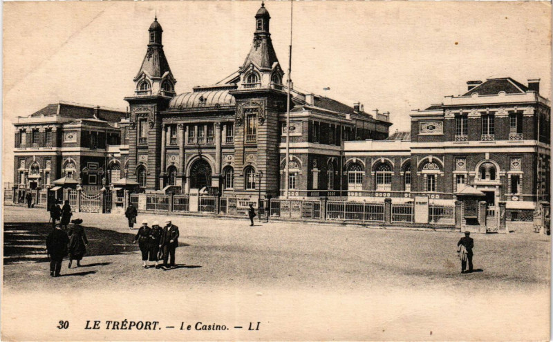 Carte postale ancienne Le Treport Le Casino