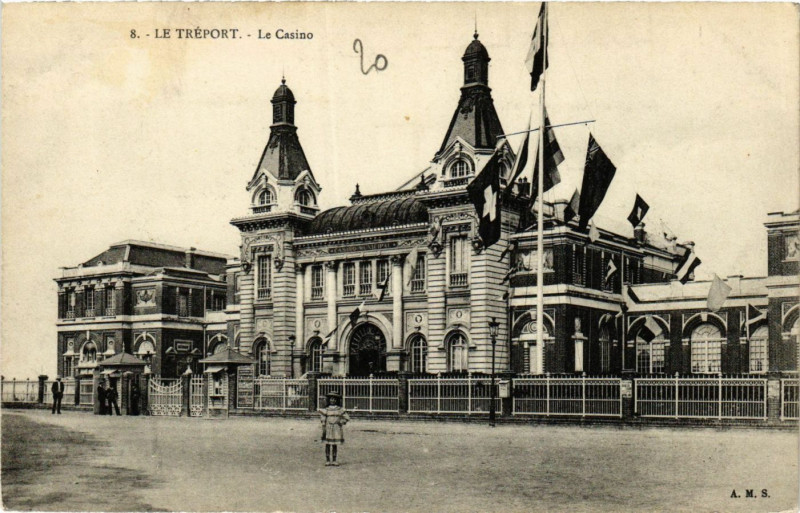 Carte postale ancienne Le Treport Le Casino