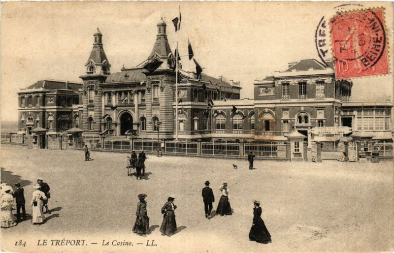 Carte postale ancienne Le Treport Le Casino