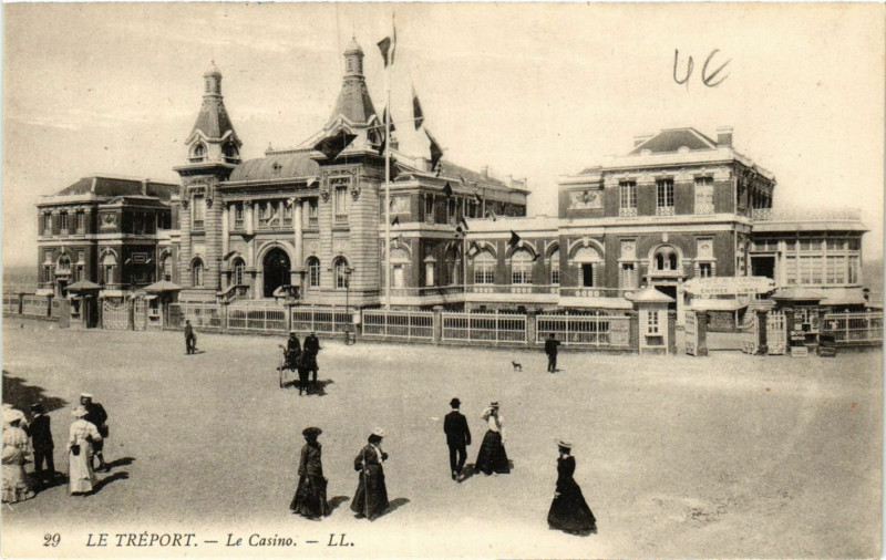 Carte postale ancienne Le Treport Le Casino