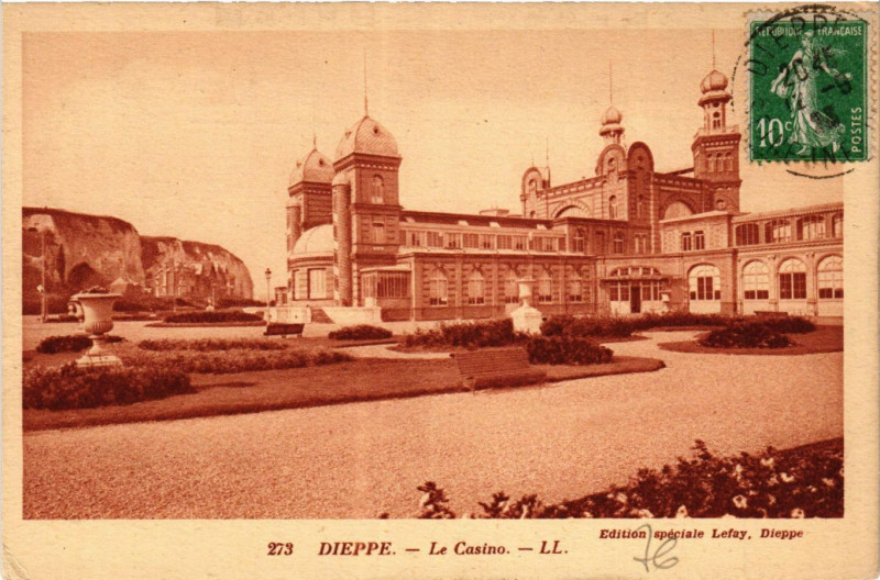 Carte postale ancienne Dieppe Le Casino à Dieppe