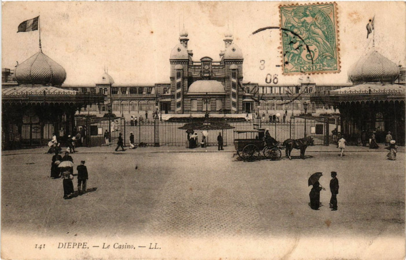 Carte postale ancienne Dieppe Le Casino à Dieppe