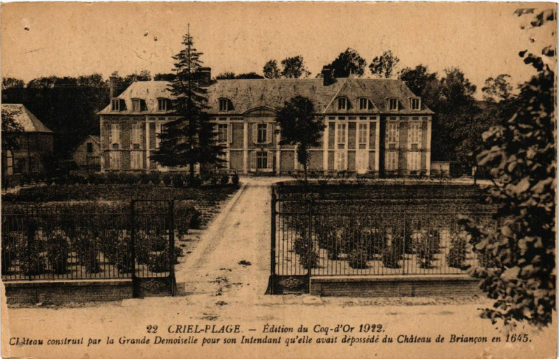 Carte postale ancienne Criel Plage Chateau de Briancon en 1645