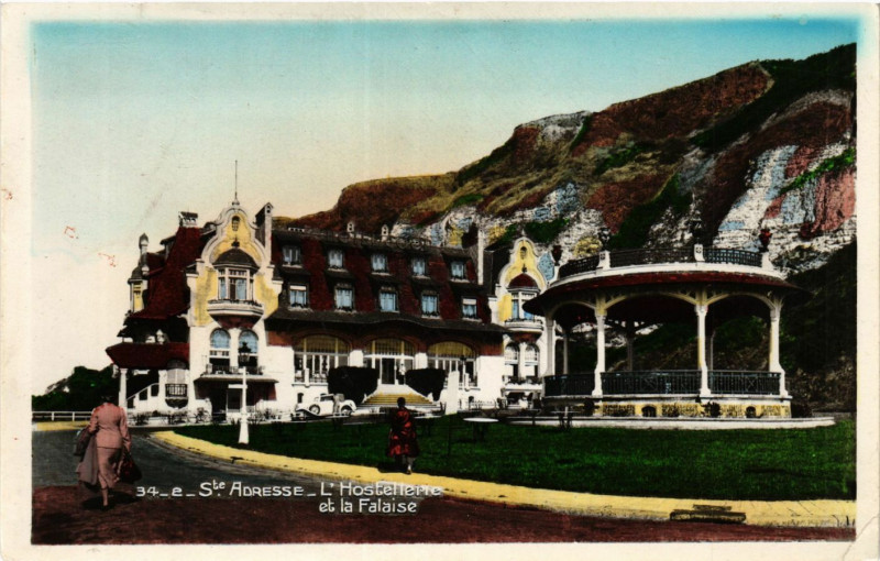 Carte postale ancienne Sainte-Adresse L'Hostellerie et la Falaise à Sainte-Adresse