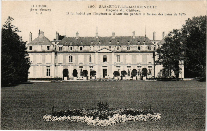 Carte postale ancienne Sassetot le Mauconduit Facade du Chateau à Sassetot-le-Mauconduit