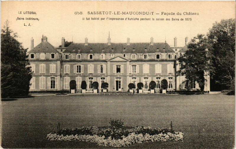 Carte postale ancienne Sassetot le Mauconduit Facade du Chateau à Sassetot-le-Mauconduit
